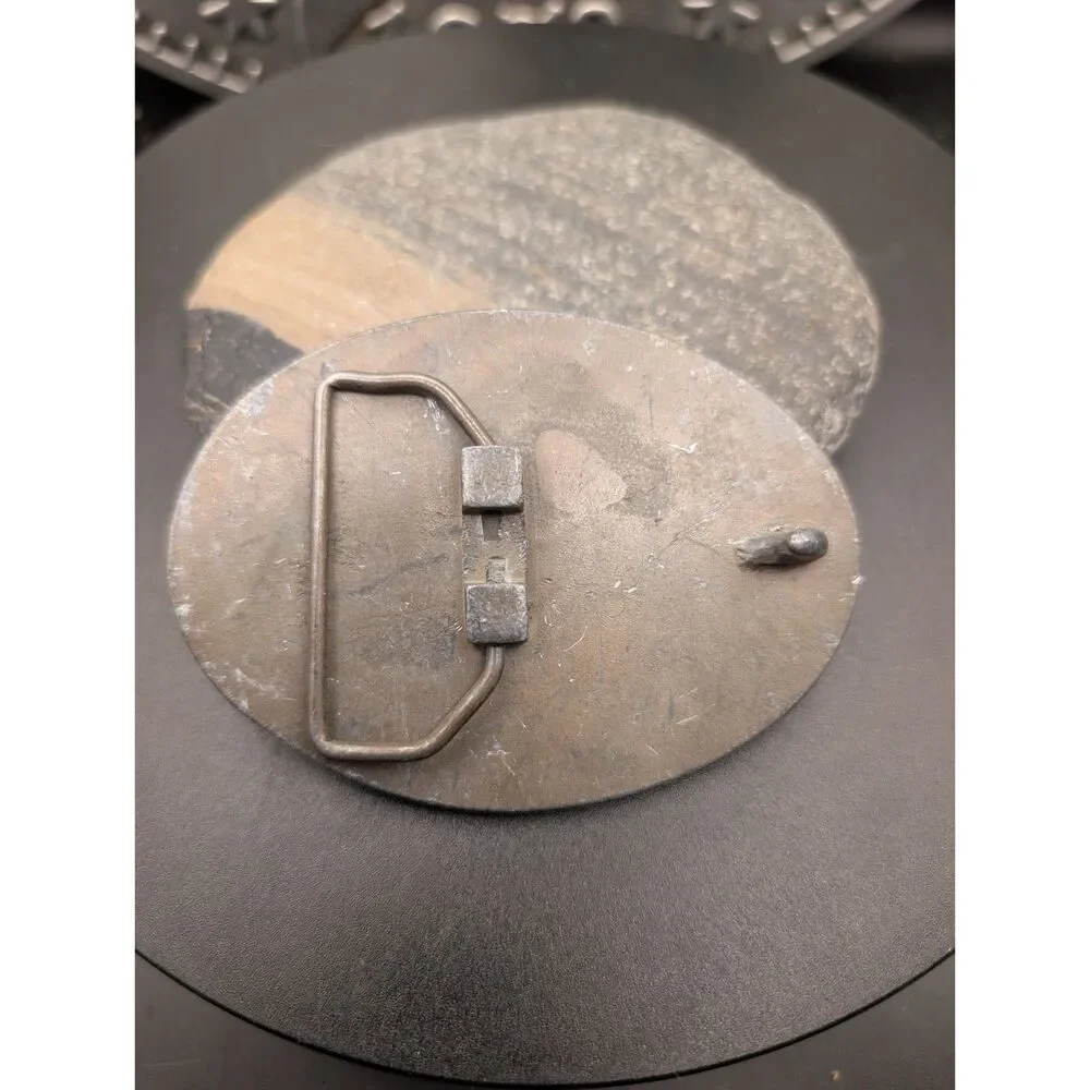 N/A vintage belt